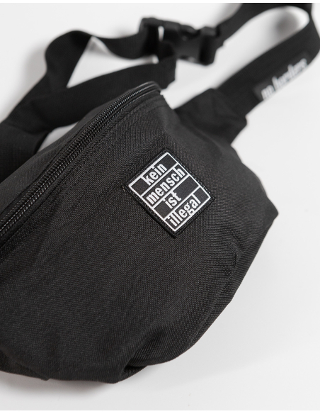 Kein Mensch ist illegal - No Borders - Gürteltasche - Black