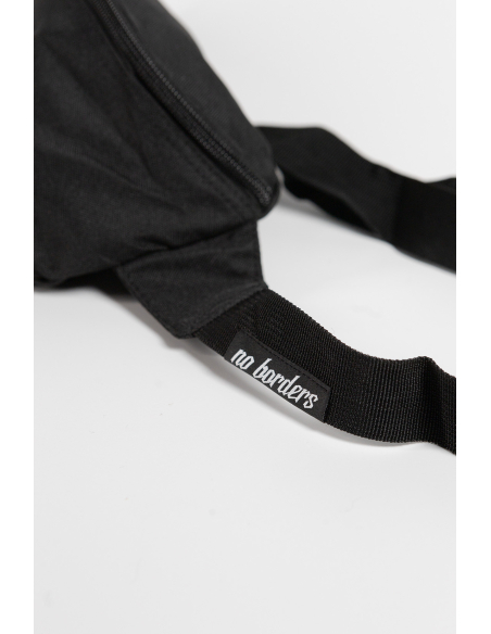 Kein Mensch ist illegal - No Borders - Hip Bag - Black