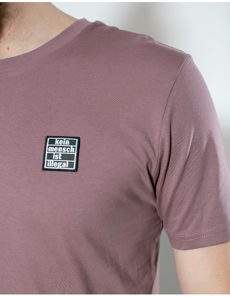 Kein Mensch ist illegal - No Borders - T-Shirt - Kaffa Coffee