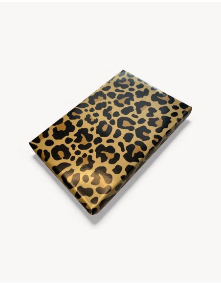 leo-geschenkpapier-gelb-schwarz-verpackt leo-geschenkpapier-gelb-schwarz-verpackt