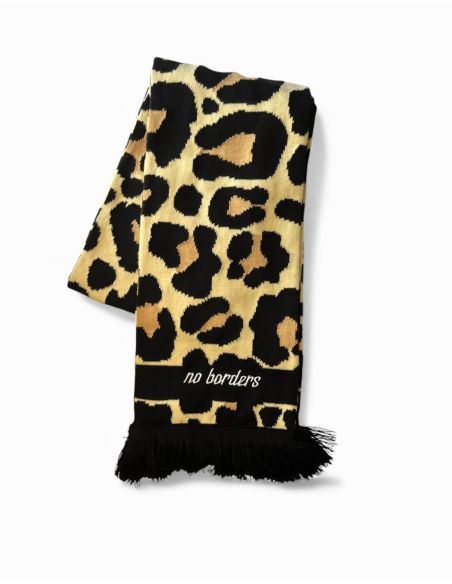 Leo - Schal - No Borders - Detail 2 Leo - Schal - No Borders - Detail 2