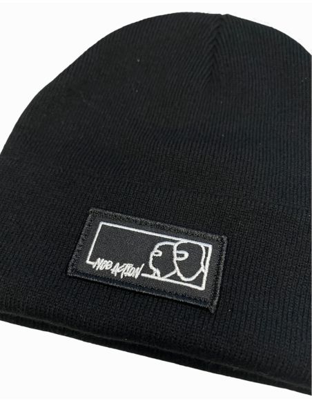 mob-action-hassis-wintermuetze-patch-schwarz-detail mob-action-hassis-wintermuetze-patch-schwarz-detail