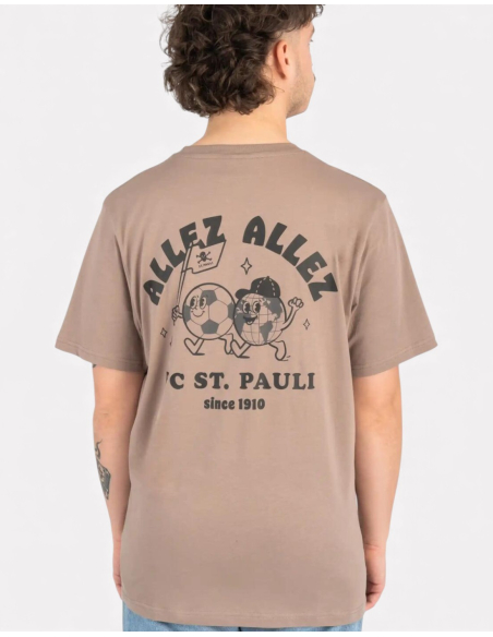 st-pauli-shirt-allez-allez-lightbrown-black-man-back